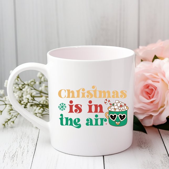 Noël est dans l'Air Coffee Mug (Créateur téléchargé)