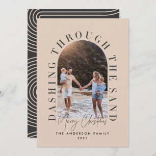 Noël géo moderne en dashant à travers le sable