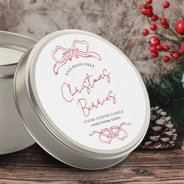 Noël Rouge et blanc Bougie d'hiver Étiquette de pr (Modern Christmas round product sticker with hand-drawn ribbons and trendy script fonts)