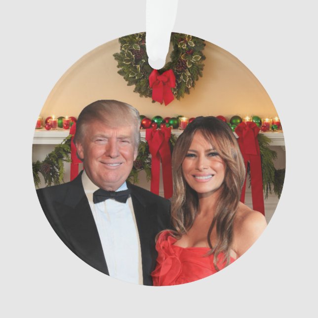 Noël Trump : Donald et Melania (devant)