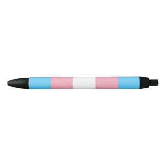Noir drapeau trans sur stylo 