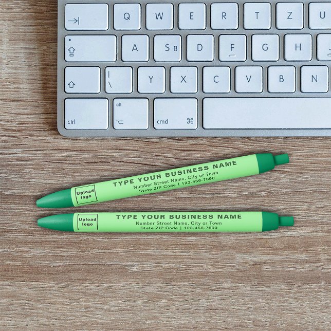 Noir Marque commerciale de couleur vert clair sur stylo (Ink pen with light green barrel and your business brand)