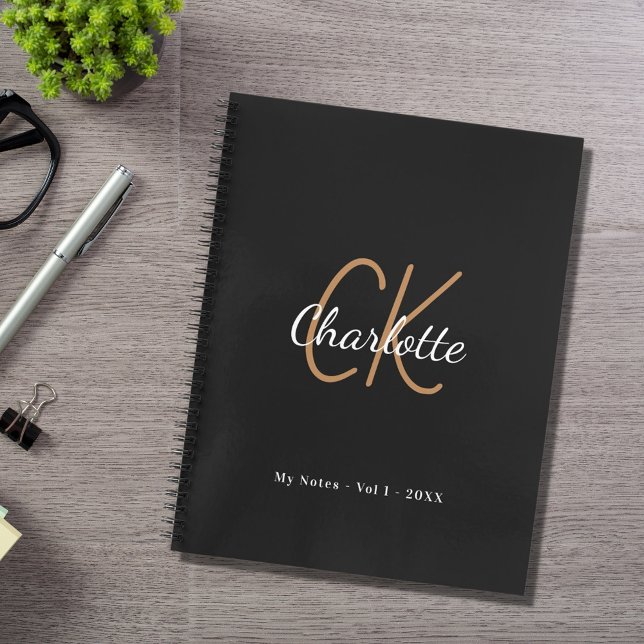 Noir or monogramme initiales nom journal minimalis (Créateur téléchargé)