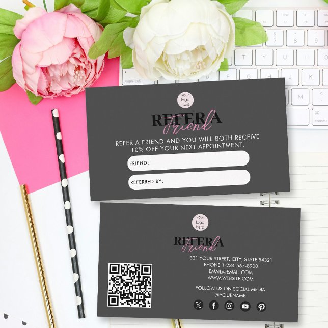 Noir & Rose Business Référer Une Carte De Référenc (Black & Pink Business Refer A Friend Referral Card)