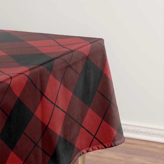 Noir Rouge Buffalo Plaid Check Nappe (In Situ)