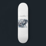 Nom de script personnalisé Wolf Pack Skateboard<br><div class="desc">Votre nom dans une police de style script tendance avec un pack d'aquarelle de loups sauvages en cours de course.</div>