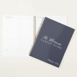Nom élégant Famille Accueil Ardoise Gris<br><div class="desc">Nom Élégant Famille Accueil Ardoise Gris Planificateur. Personnalisez avec votre propre texte, polices et couleurs. Nous vous invitations à visiter notre boutique Zazzle, Life on Memory Lane, pour voir notre gamme croissante de cadeaux pour toutes les occasions, papeterie personnalisée, décoration de maison, fournitures de fête, emballage cadeau, emballage d'affaires et...</div>