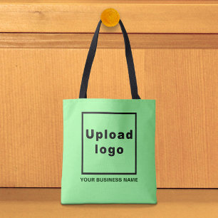 Nom et logo de l'entreprise sur un sac fourre-tout