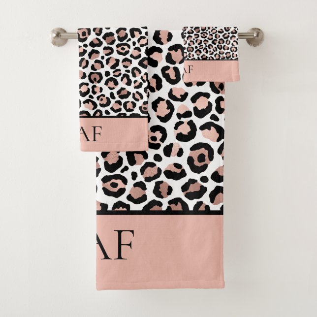 Nom Monogrammé Rose Gold Imprimé Léopard Noir Tend (En situation)