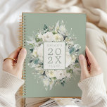 Nom personnalisé Aquarelle Floral<br><div class="desc">Il s'agit d'un élégant planificateur de nom personnalisé avec de belles flores d'aquarelle et des teintes de sauge et de crème. // Pour les articles correspondants, visitez la collection "CARNETS PLANNERS" dans le magasin By Nicole Designs Zazzle. * Si vous aimez ce design mais ne le voyez pas disponible pour...</div>