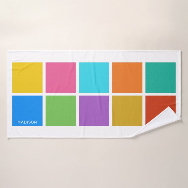 Nom personnalisé Carrés couleur (Serviette de bain)