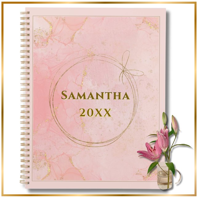Nom personnalisé et année rose et or planificateur (Custom Name & Year Pink & Gold Planner. Cute, Girly Organizer, Notebook, Scheduler for the New Year!)