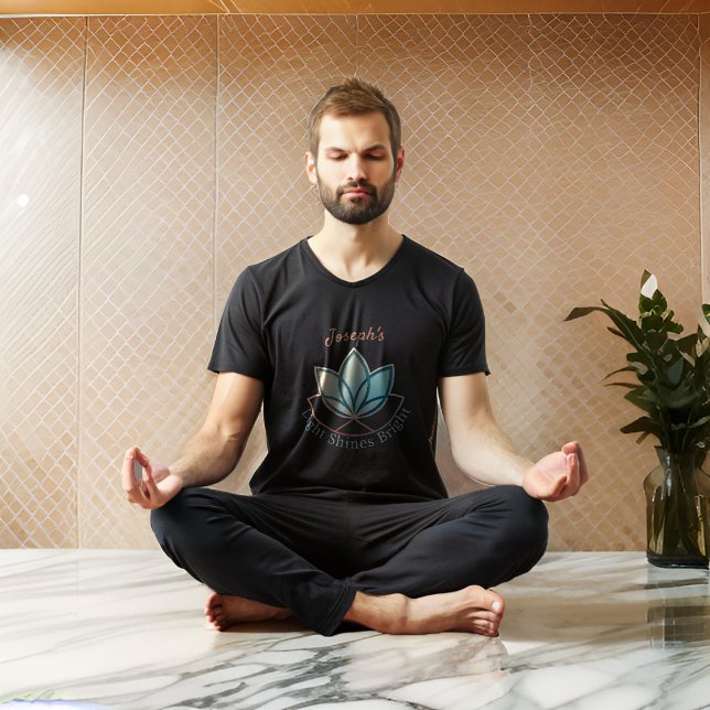 Nom personnalisé Lotus T-Shirt - [NOM] Brille (Créateur téléchargé)