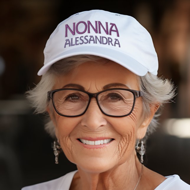 Nonna Casquette Brodé Personnalisé (Nonna (Italian for Grandma) 
Embroidered White Baseball Cap)