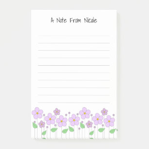 Notes de post-it de papier rayées par fleurs lila