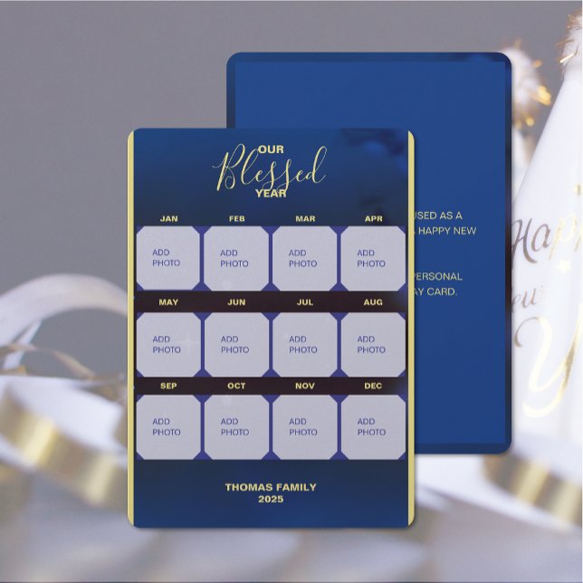 Notre carte de voeux à plat de l'année bénie (Our Blessed Year Flat Holiday Photo Card (front and back))
