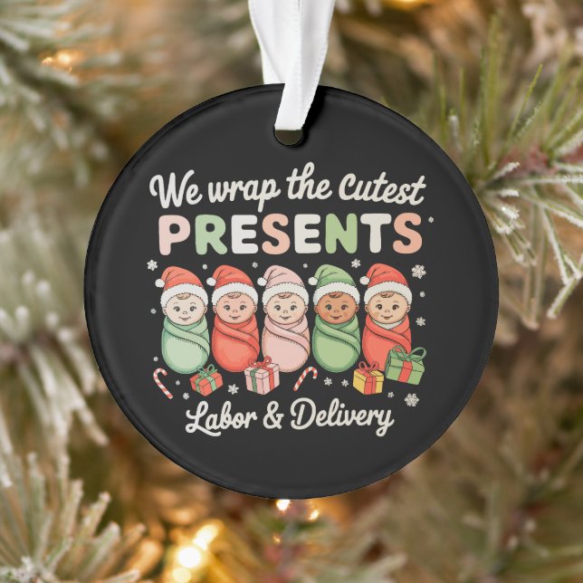 Nous emballons les cadeaux les plus mignons infirm (Arbre)