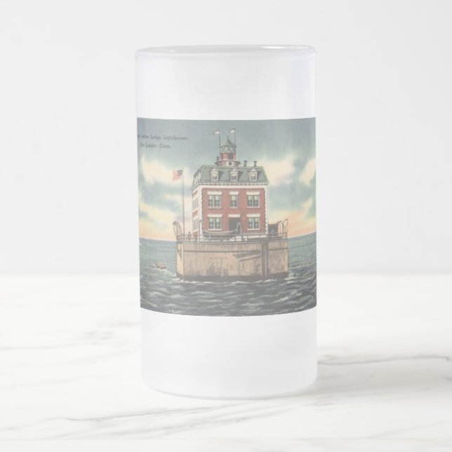 Nouveau London Ledge Lighthouse Mug (Centre)