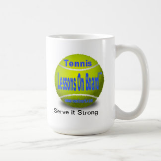 nouvelle tasse de balle de tennis