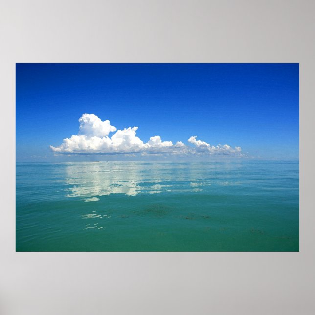 Nuage blanc au-dessus d'une affiche placide de l'o (Devant)