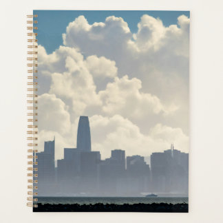Nuages et la ville