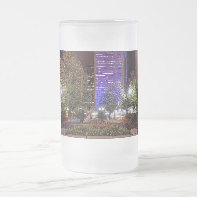 Nuit de printemps du Millennium Park Frosted Mug (Centre)