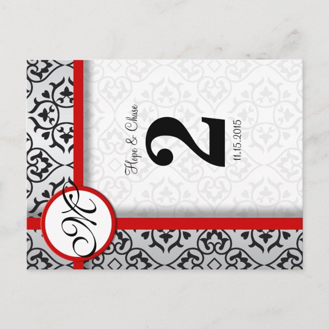 Numéro de table à garniture rouge en damas noir et (Devant)