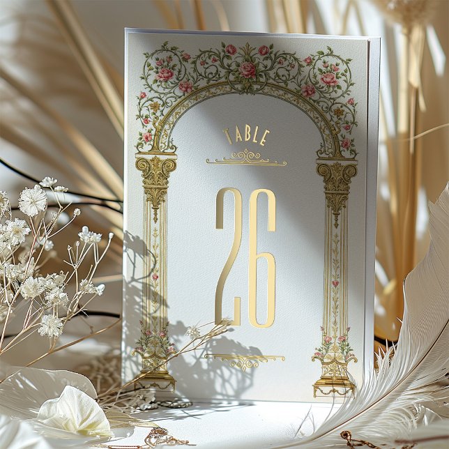 Numéro de table à l'arche dorée ornée et roses ros (Créateur téléchargé)