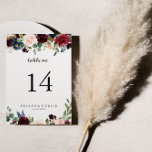 Numéro De Table Automne Rustique Bourgogne Moderne Mariage de call<br><div class="desc">Cet automne rustique bordeaux moderne calligraphie mariage numéro de table est parfait pour un mariage simple. Le design est composé de fleurs bordeaux, rouges, navales, bleues et rousses rayonnantes et gracieuses peintes à la main, inspirant la beauté naturelle. Il s'agit d'un numéro de table recto-verso. Ajoutez chaque numéro de table...</div>