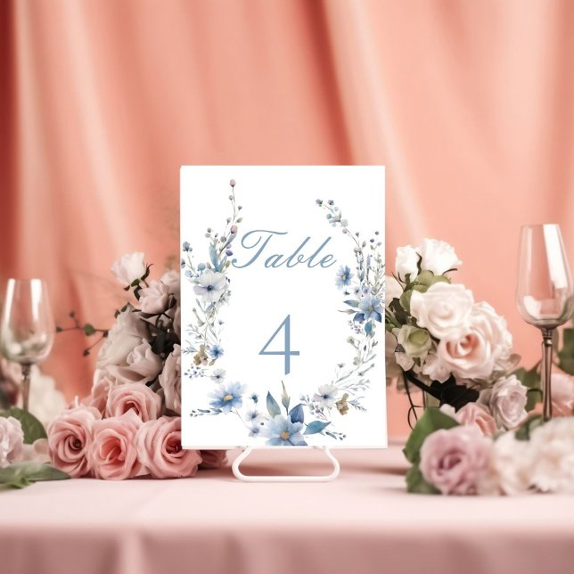 Numéro De Table Bleu Dusty Floral Quelque chose de bleu mariage (Créateur téléchargé)