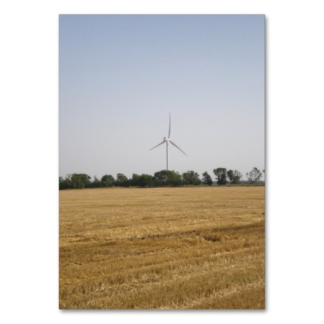 Numéro De Table Champ de céréales sur la ferme éolienne (Par défaut)