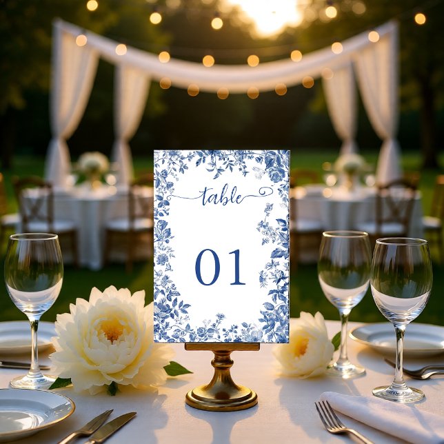 Numéro De Table Classic Dusty Blue Toile Floral Wedding (Classic Dusty Blue Toile Floral Wedding Table Number)