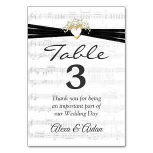 Numéro De Table Coeur avec ruban noir sur la partition