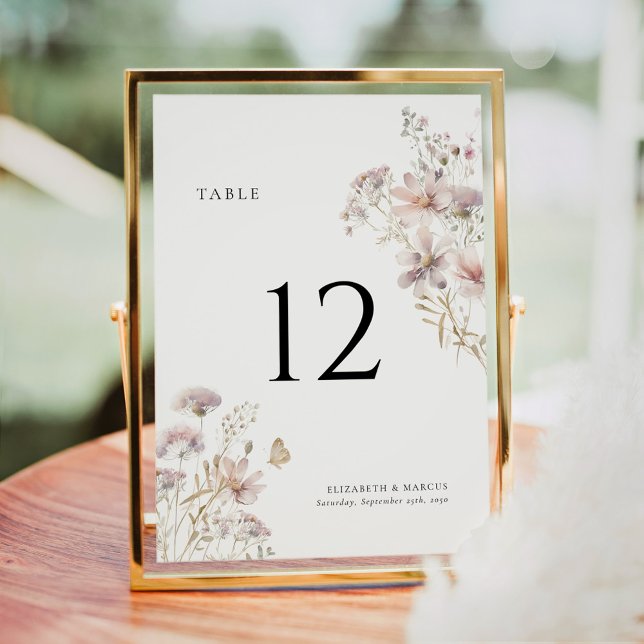 Numéro de table de mariage bohème fleur sauvage ro (Blush wildflower boho wedding table number with soft floral design and elegant typography)