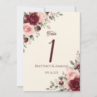 Numéro de table de mariage floral rose bordeaux et