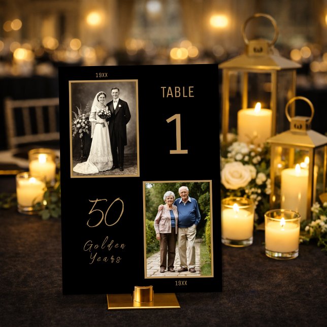 Numéro de table du 50e anniversaire – Photo d'alor (Elegant black and gold 50th anniversary table number in candlelit ballroom setting)