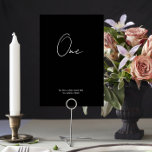 Numéro De Table Élégant minimaliste noir et blanc Mariage<br><div class="desc">Élégant minimaliste noir et blanc Mariage Numéro de table</div>