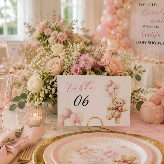 Numéro De Table Fille Ourson Rose Maman est là  (Créateur téléchargé)
