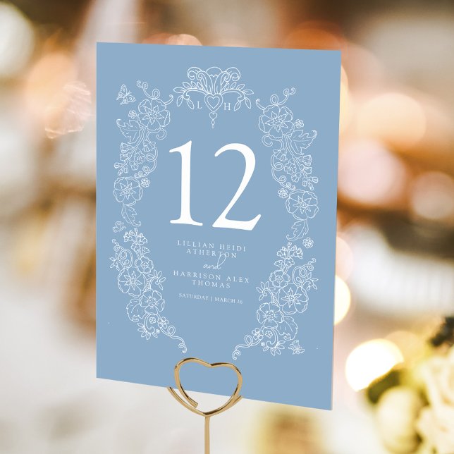 Numéro De Table Fleur de lis mariage bleu poussiéreux blanc (Créateur téléchargé)