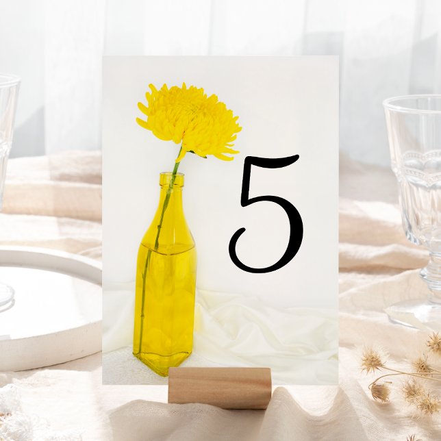 Numéro De Table Fleur jaune dans le Mariage Vase (Créateur téléchargé)