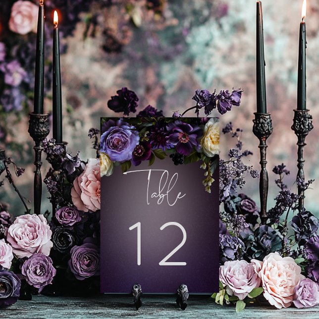 Numéro De Table Foncé Moody Purple Lavender Floral Mariage moderne (Créateur téléchargé)