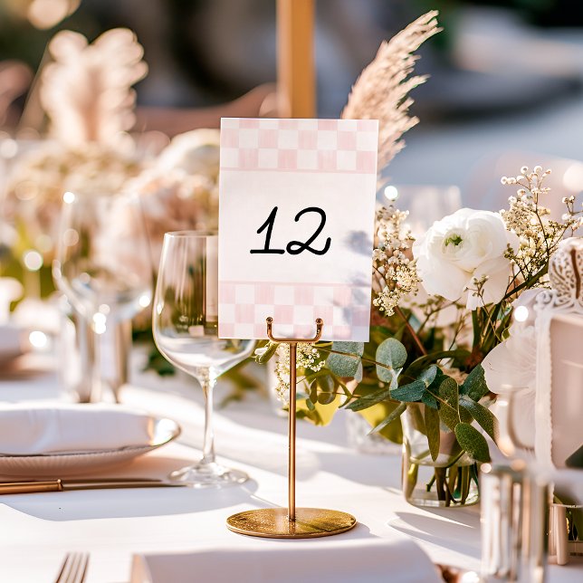 Numéro De Table Mariage à motif damier rose peint (Créateur téléchargé)