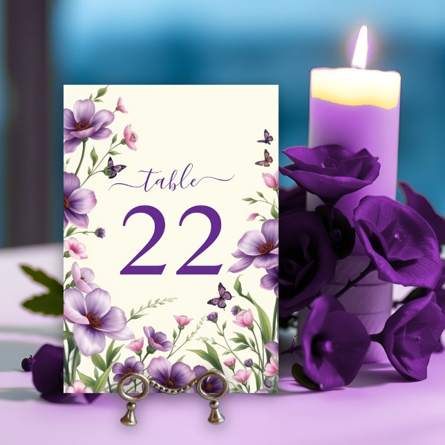 Numéro De Table Mariage de fleurs violettes et de papillons en bor (Créateur téléchargé)