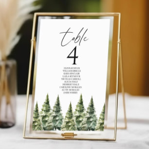 Numéro De Table Mariage de la forêt de pins neigeux en hiver