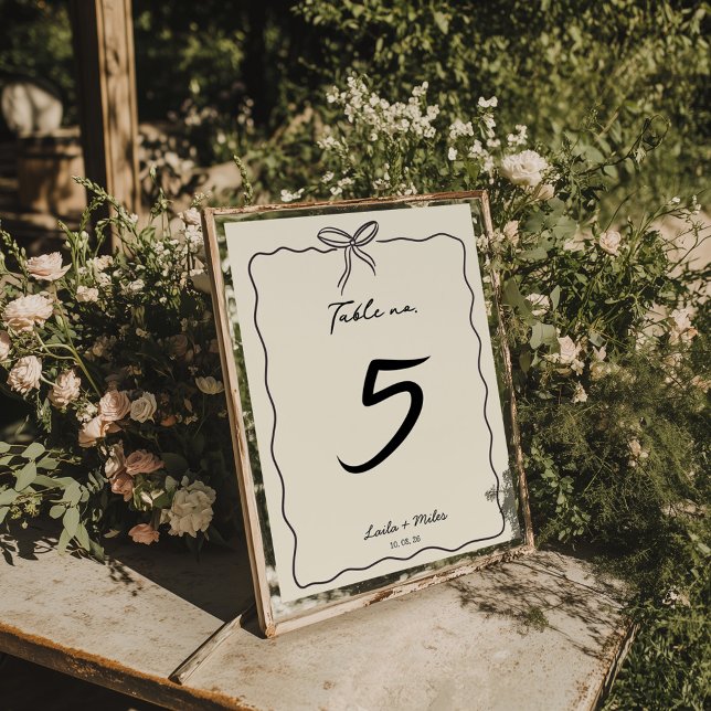 Numéro De Table Mariage Dessiné avec Fantaisie (Créateur téléchargé)