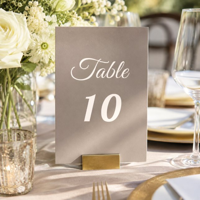 Numéro De Table Mariage écriture ivoire taupe (Créateur téléchargé)