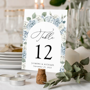 Numéro De Table Mariage Élégant avec Arche Florale Bleu Poussiéreu