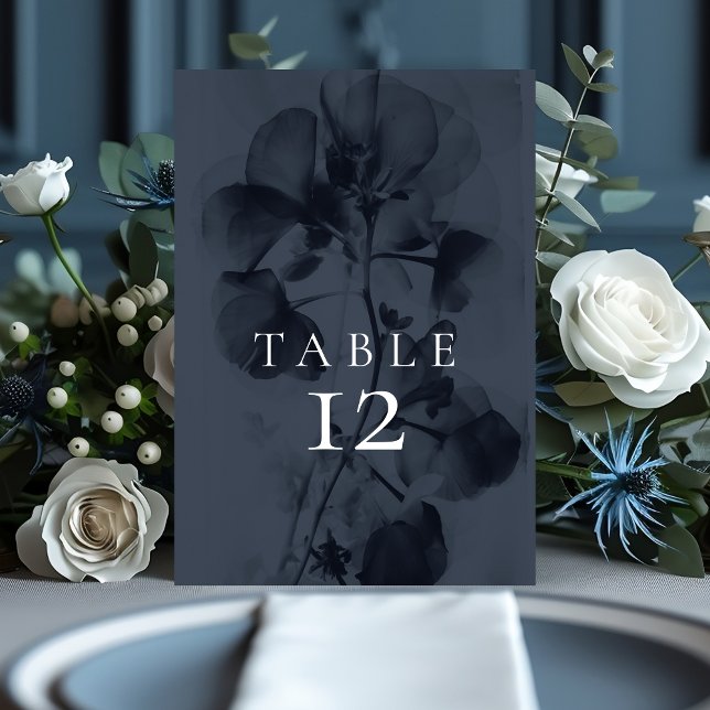 Numéro De Table Mariage floral bleu foncé Moody (Créateur téléchargé)