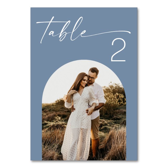 Numéro De Table Mariage poussiéreux bleu côtier | Photo moderne au (Par défaut)