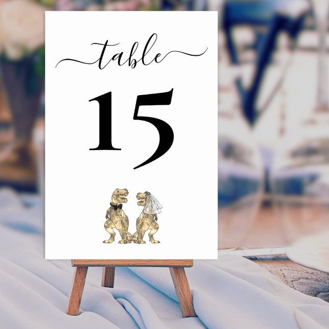 Numéro De Table Mariage sur le thème des dinosaures Noir et Blanc (Dinosaur wedding black and white custom table number card T-Rex din Bride & groom  modern script)